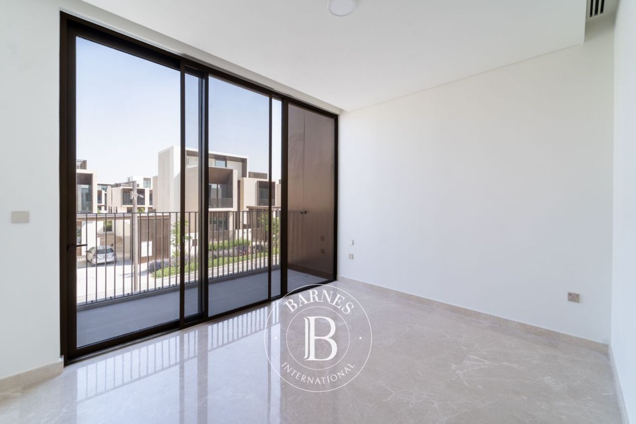 Вилла в Дубае, ОАЭ, 482.8 м² - фото 14