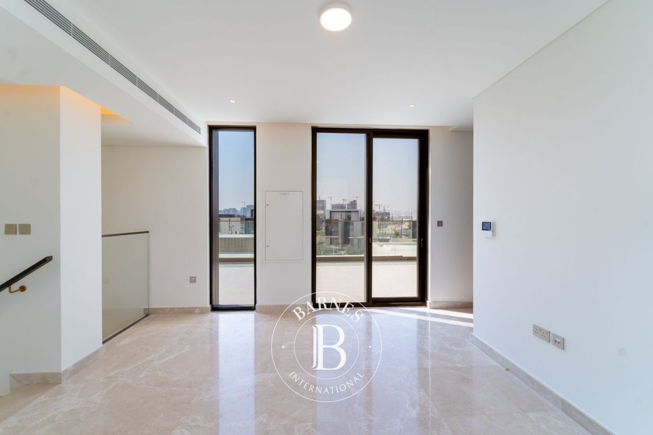 Вилла в Дубае, ОАЭ, 482.8 м² - фото 15