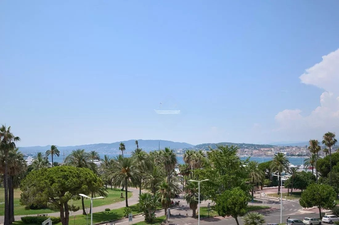 Квартира в Каннах, Франция, 95 м² - фото 2