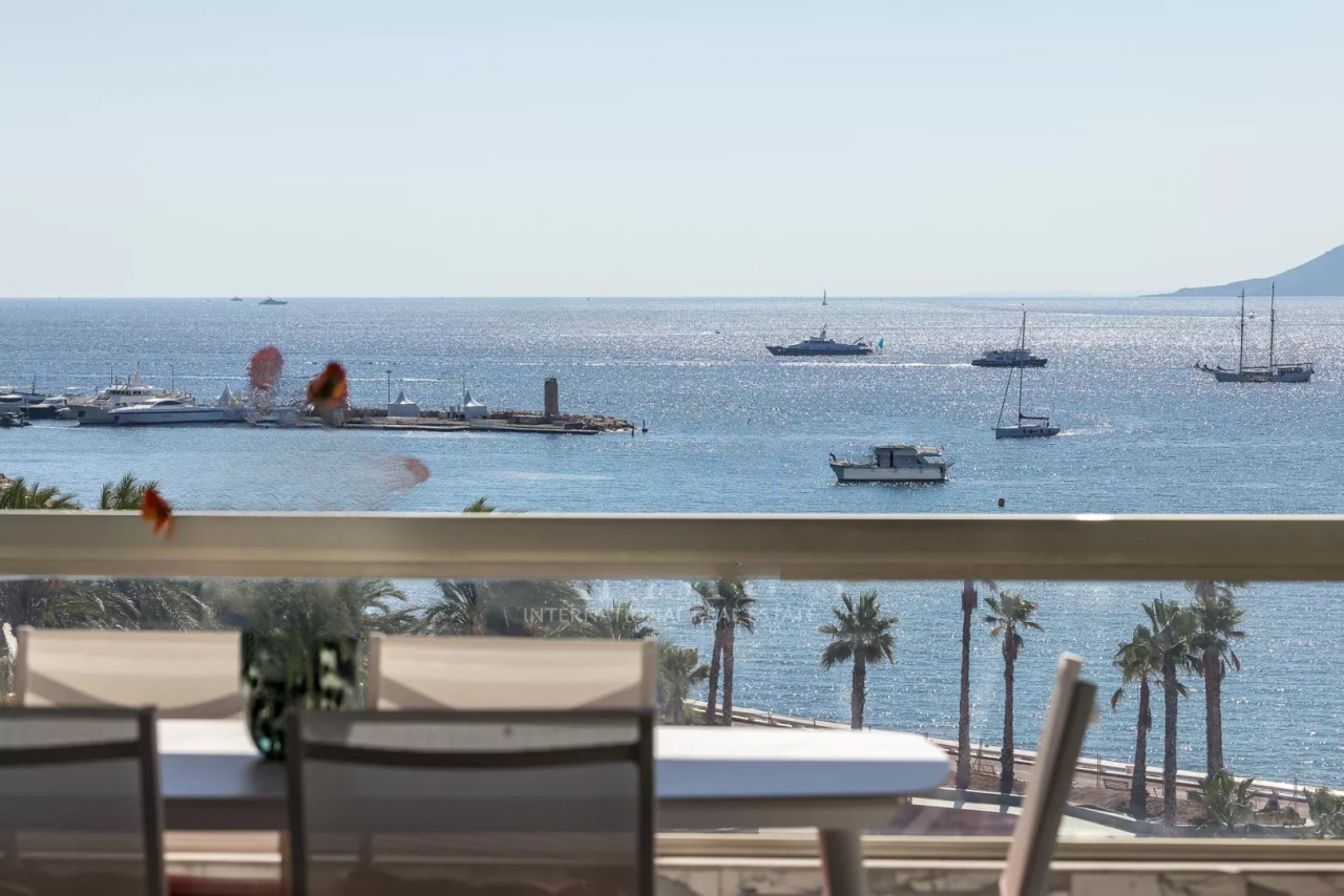 Квартира в Каннах, Франция, 88 м² - фото 3