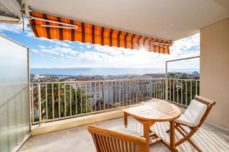 Квартира в Каннах, Франция, 80 м² - фото 2