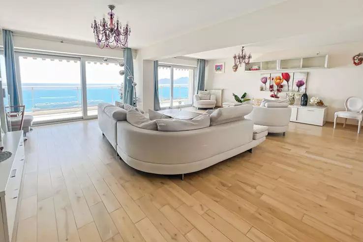 Квартира в Каннах, Франция, 206 м² - фото 2