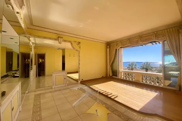 Квартира в Каннах, Франция, 61 м² - фото 2