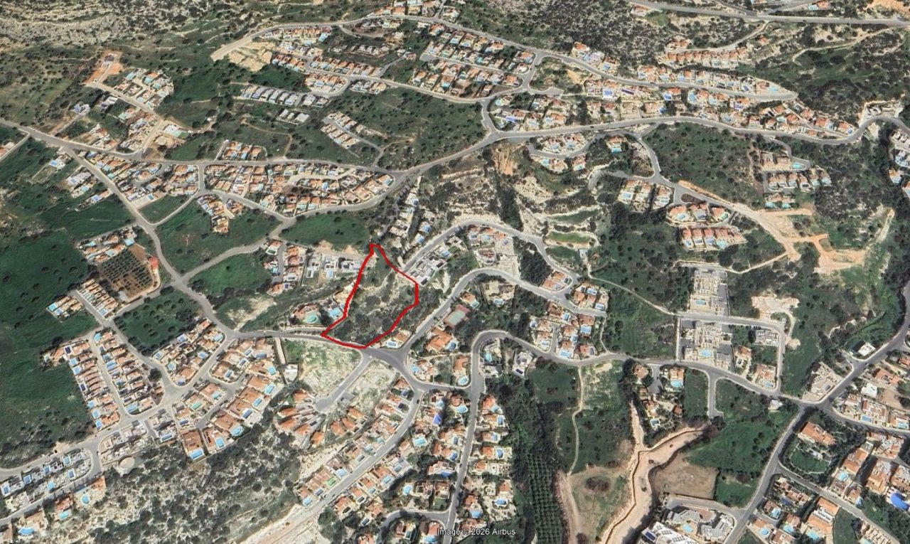 Земля в Пафосе, Кипр, 7 358 м² - фото 1