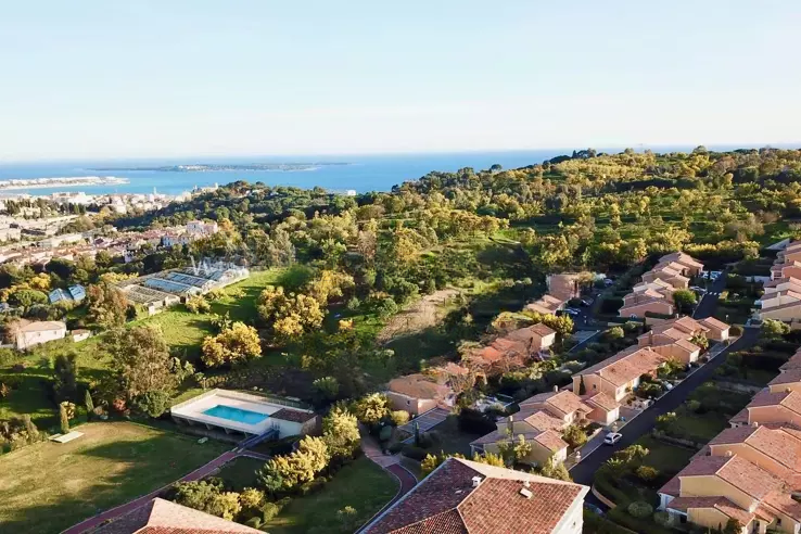 Квартира в Каннах, Франция, 90 м² - фото 3