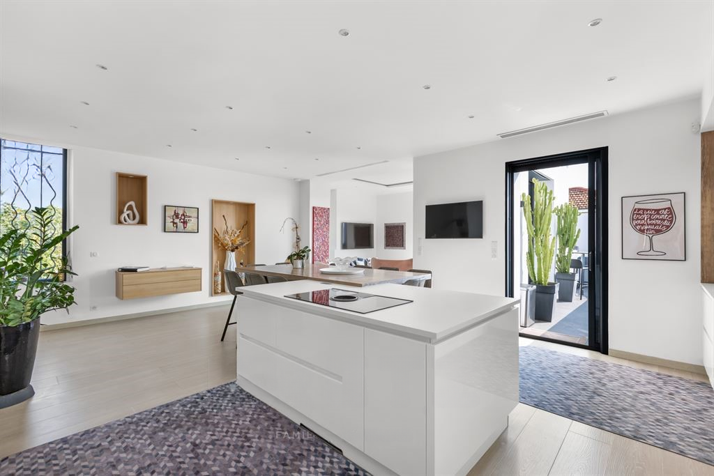 Квартира в Каннах, Франция, 200 м² - фото 8