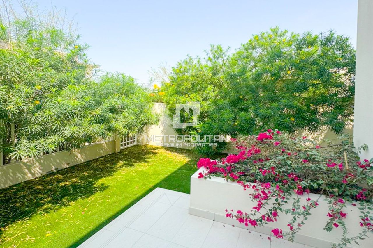 Таунхаус в Дубае, ОАЭ, 254 м² - фото 2