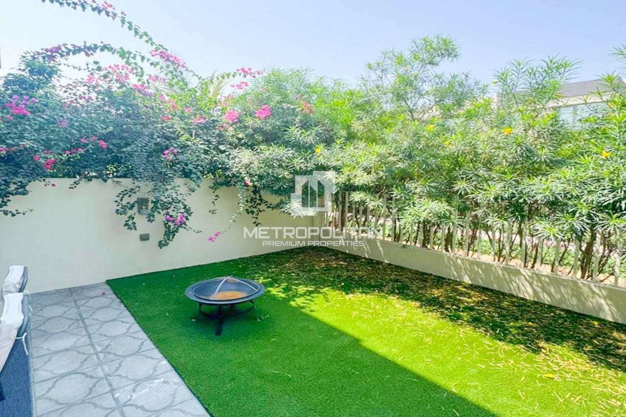 Таунхаус в Дубае, ОАЭ, 254 м² - фото 3