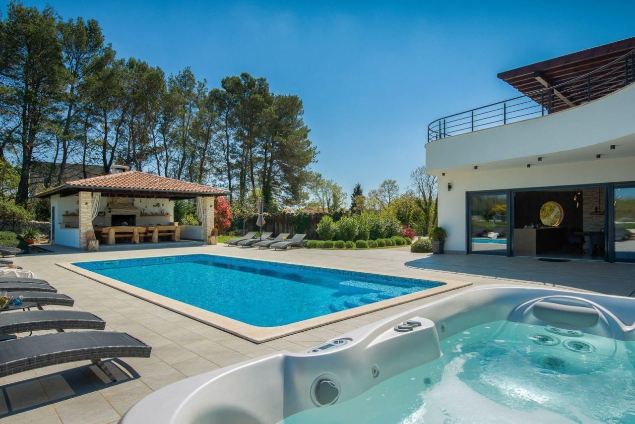 Вилла в Юршичах, Хорватия, 487 м² - фото 2