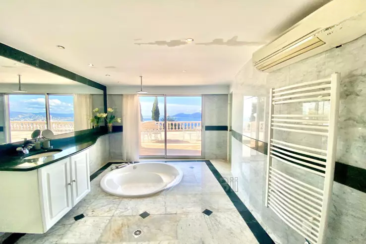 Квартира в Каннах, Франция, 320 м² - фото 4