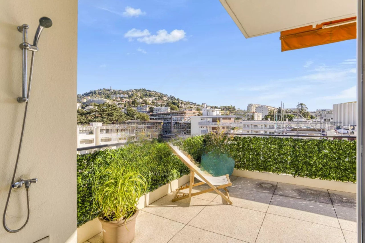 Квартира в Каннах, Франция, 90 м² - фото 10