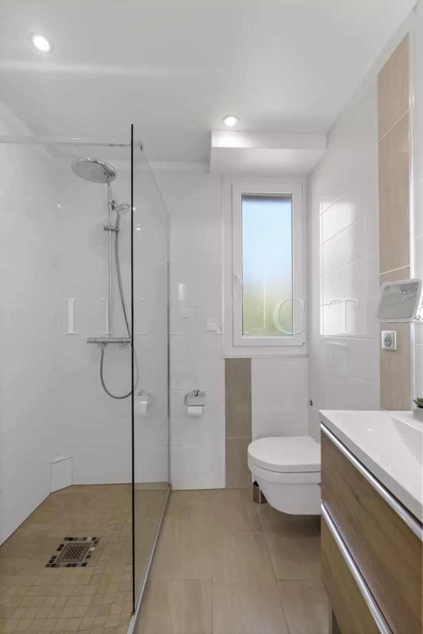 Квартира в Каннах, Франция, 100 м² - фото 11