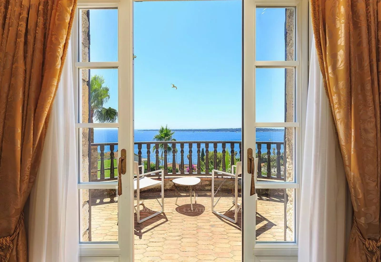 Квартира в Каннах, Франция, 360 м² - фото 14