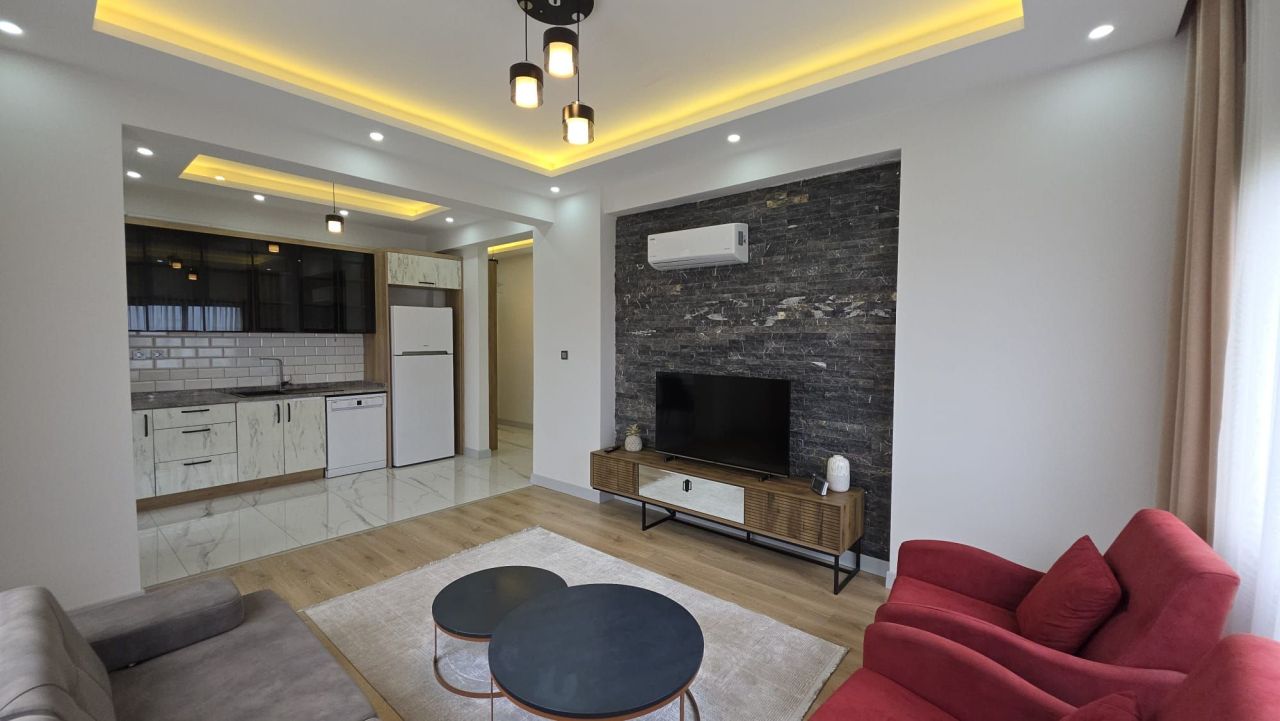 Квартира в Мерсине, Турция, 90 м² - фото 1