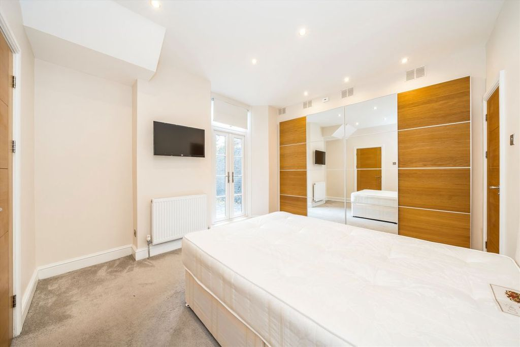 Квартира в Лондоне, Великобритания, 80 м² - фото 1