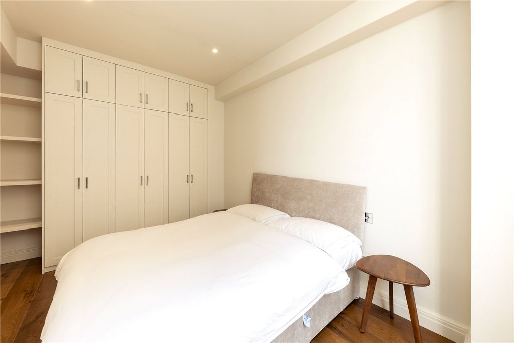 Квартира в Лондоне, Великобритания, 62 м² - фото 1