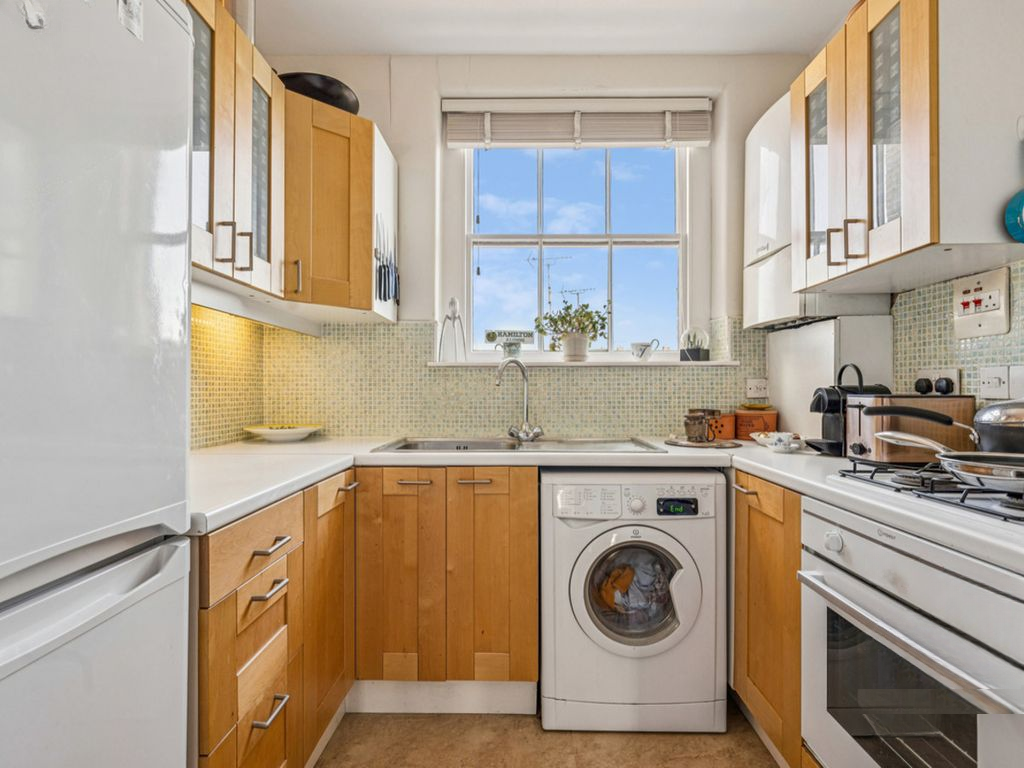 Квартира в Лондоне, Великобритания, 47 м² - фото 2