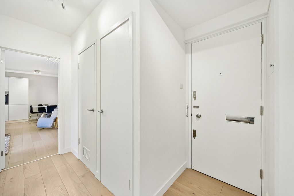 Квартира в Лондоне, Великобритания, 68 м² - фото 2