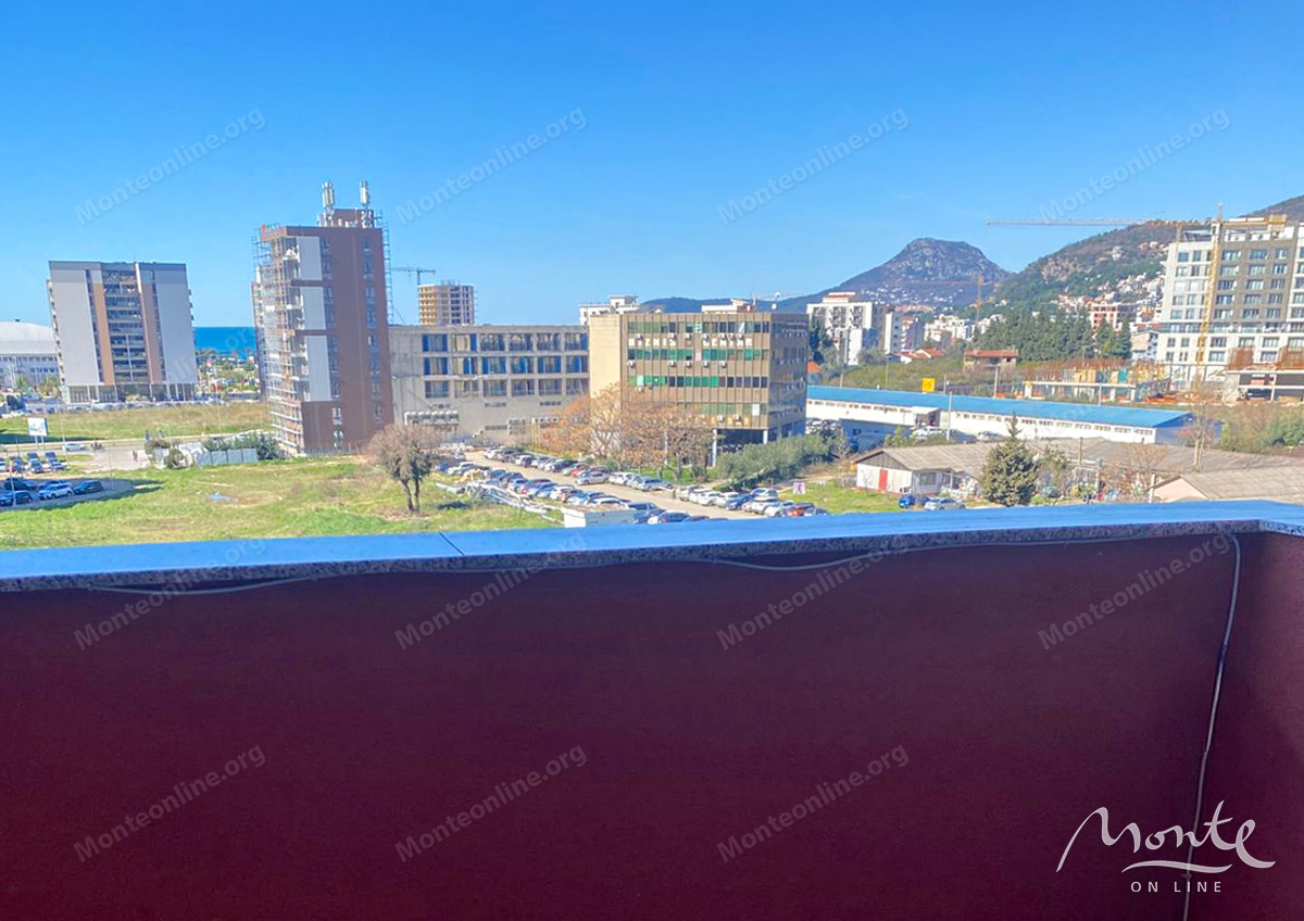 Апартаменты в Баре, Черногория, 76 м² - фото 1