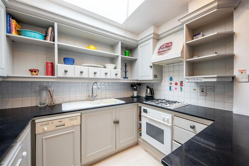 Квартира в Лондоне, Великобритания, 62 м² - фото 2