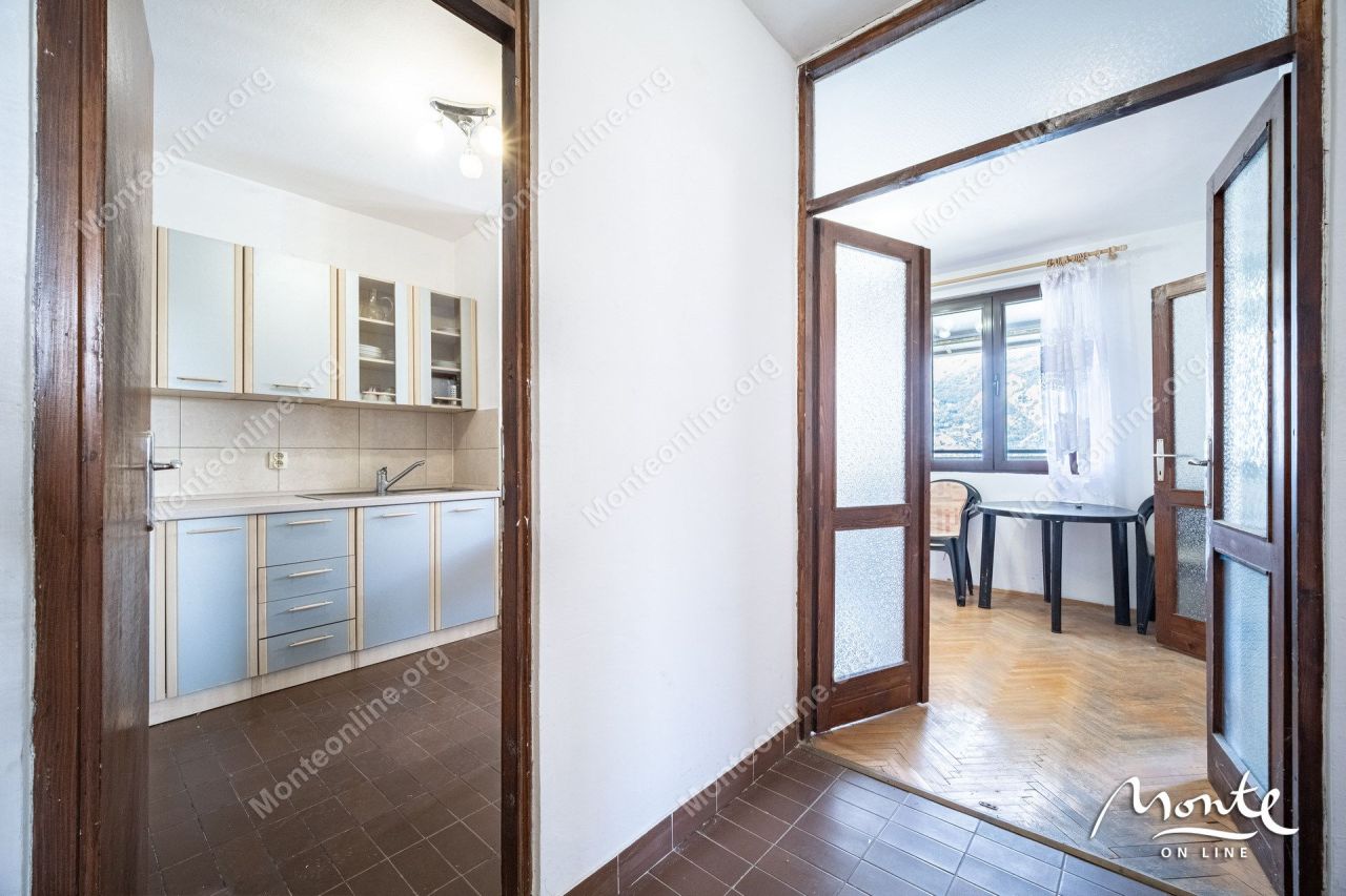 Апартаменты в Рисане, Черногория, 64 м² - фото 9