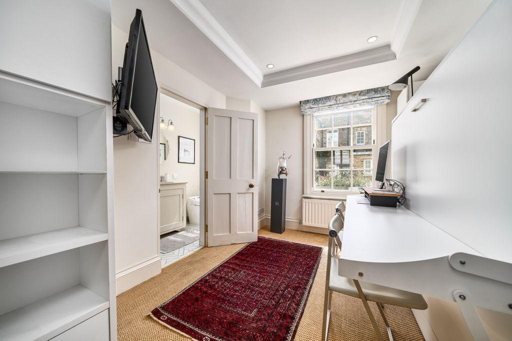 Квартира в Лондоне, Великобритания, 108 м² - фото 2