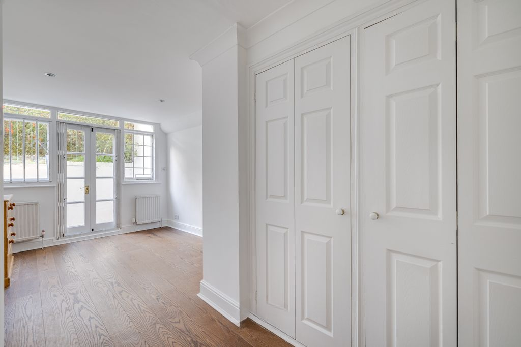 Квартира в Лондоне, Великобритания, 69 м² - фото 2