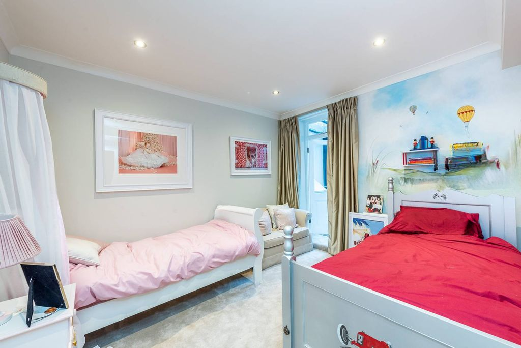 Квартира в Лондоне, Великобритания, 126 м² - фото 2