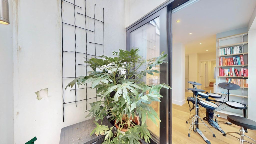 Квартира в Лондоне, Великобритания, 40 м² - фото 5