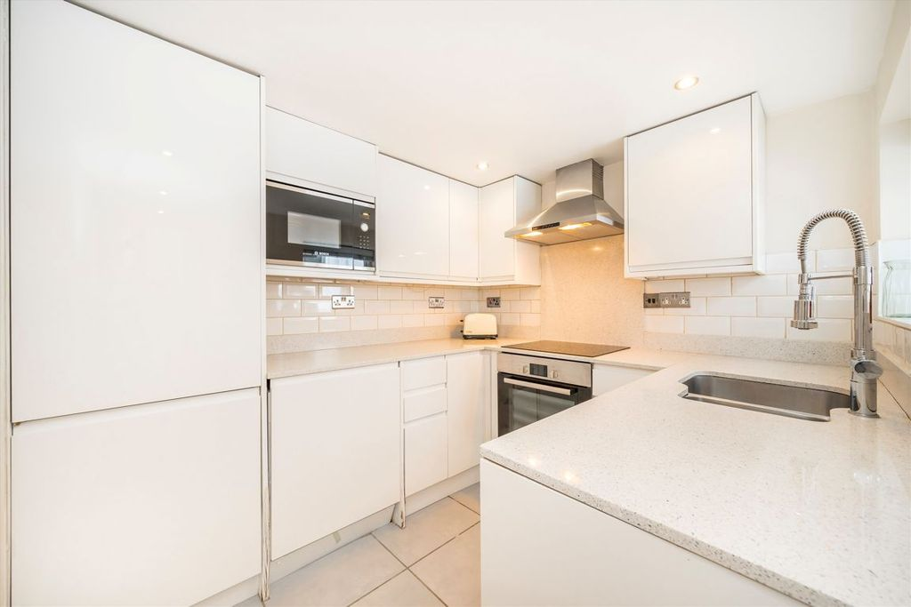 Квартира в Лондоне, Великобритания, 80 м² - фото 7