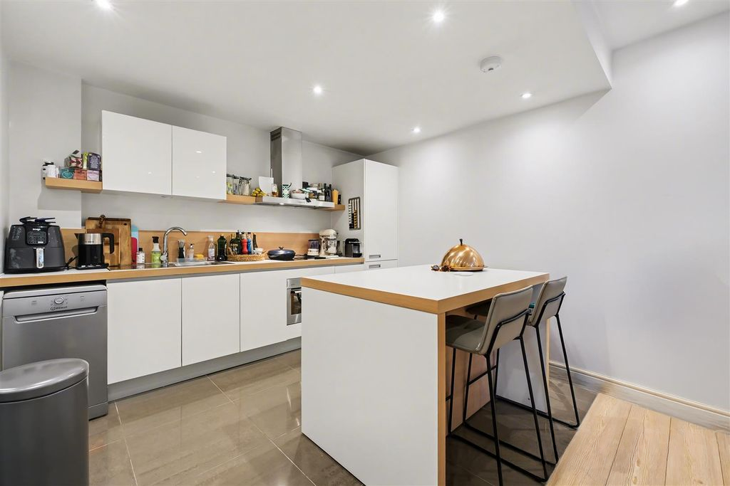 Квартира в Лондоне, Великобритания, 56 м² - фото 8