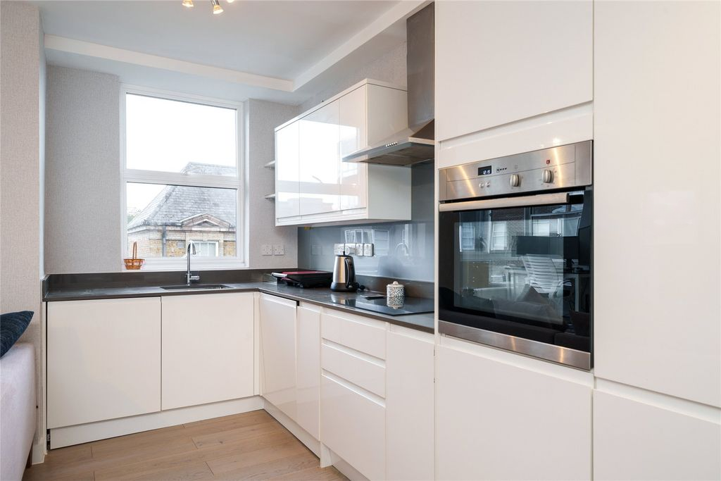 Квартира в Лондоне, Великобритания, 68 м² - фото 10