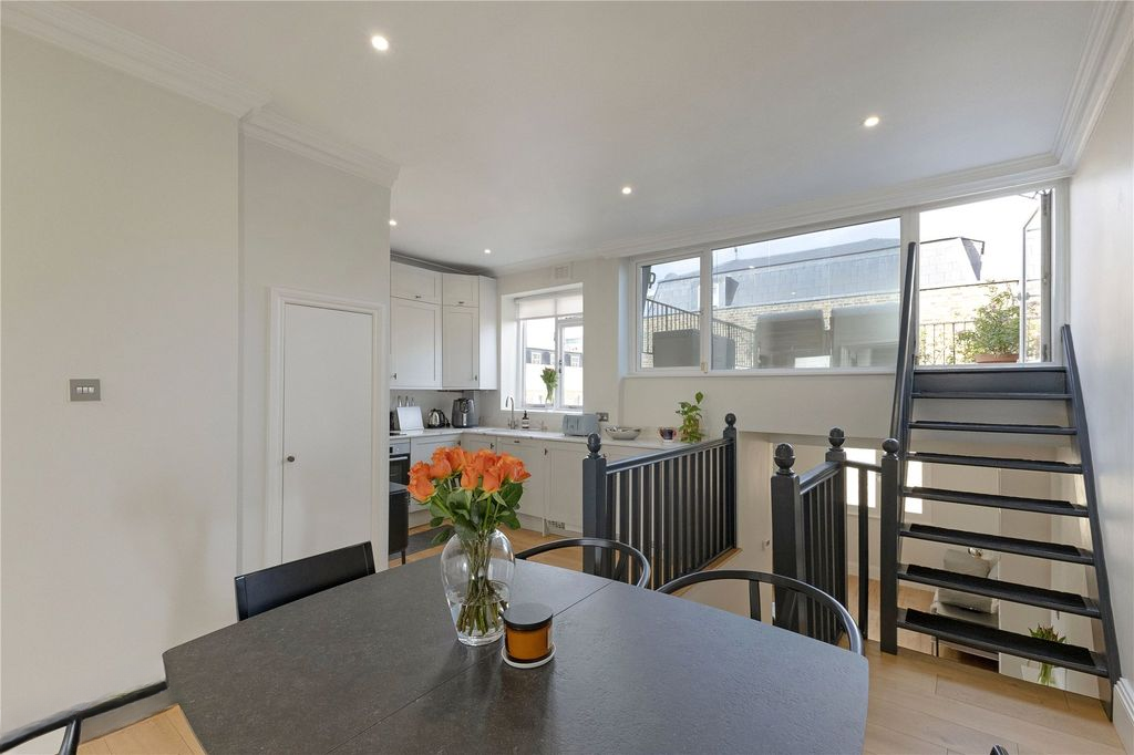 Квартира в Лондоне, Великобритания, 67 м² - фото 11