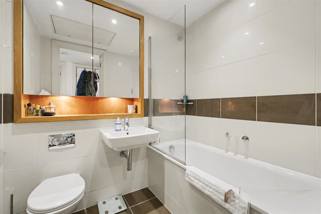 Квартира в Лондоне, Великобритания, 56 м² - фото 11