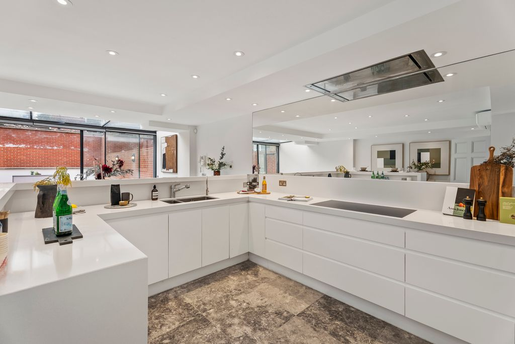 Квартира в Лондоне, Великобритания, 460 м² - фото 12