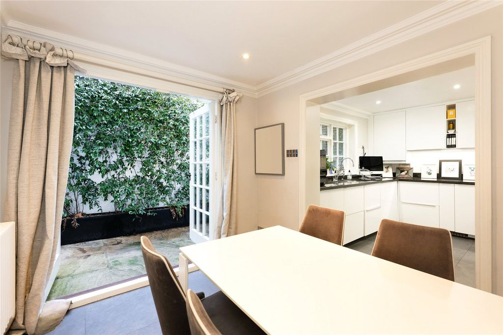 Квартира в Лондоне, Великобритания, 174 м² - фото 13