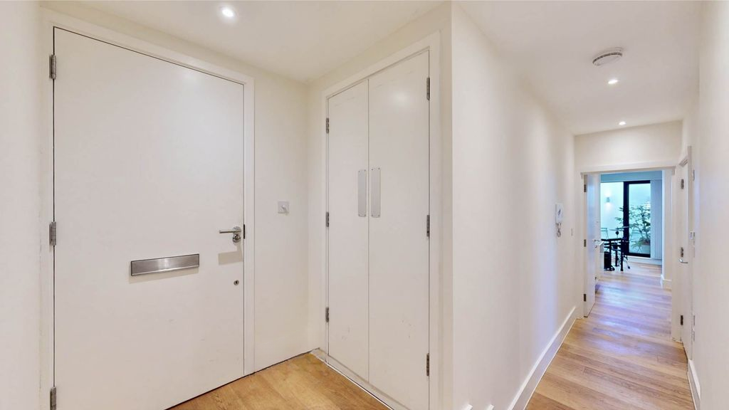 Квартира в Лондоне, Великобритания, 40 м² - фото 13