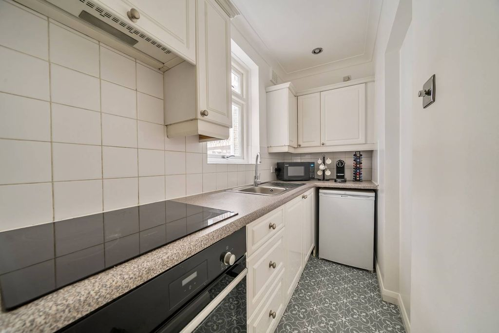 Квартира в Лондоне, Великобритания, 44 м² - фото 14