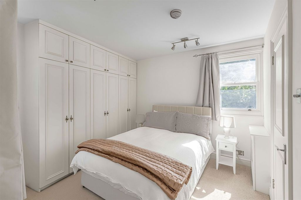 Квартира в Лондоне, Великобритания, 65 м² - фото 14