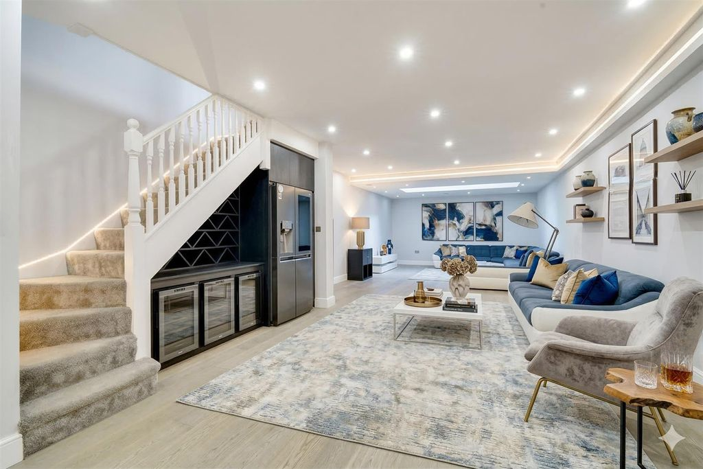 Квартира в Лондоне, Великобритания, 232 м² - фото 14