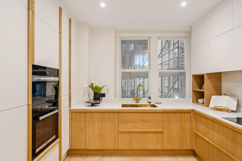 Квартира в Лондоне, Великобритания, 164 м² - фото 18