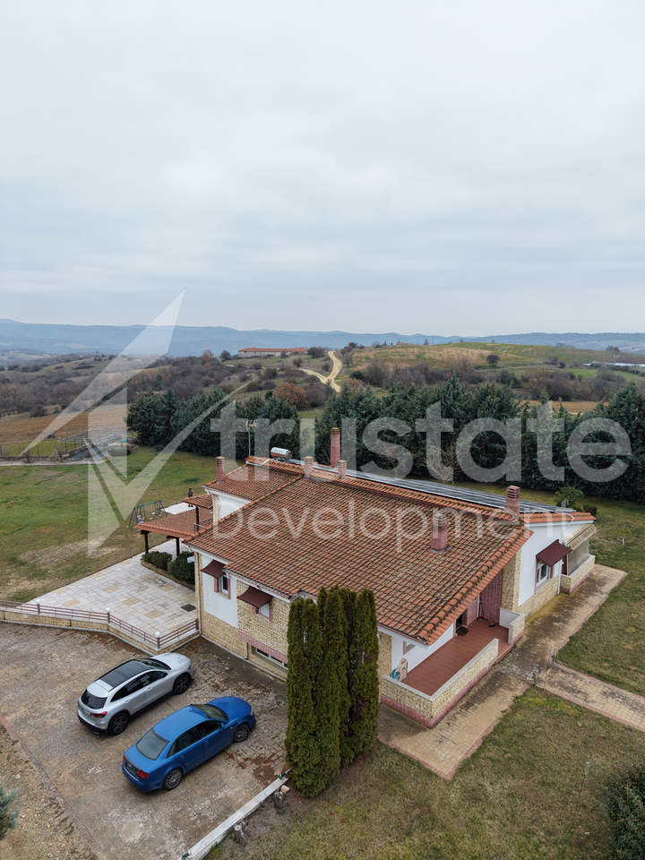 Вилла в Салониках, Греция, 400 м² - фото 2