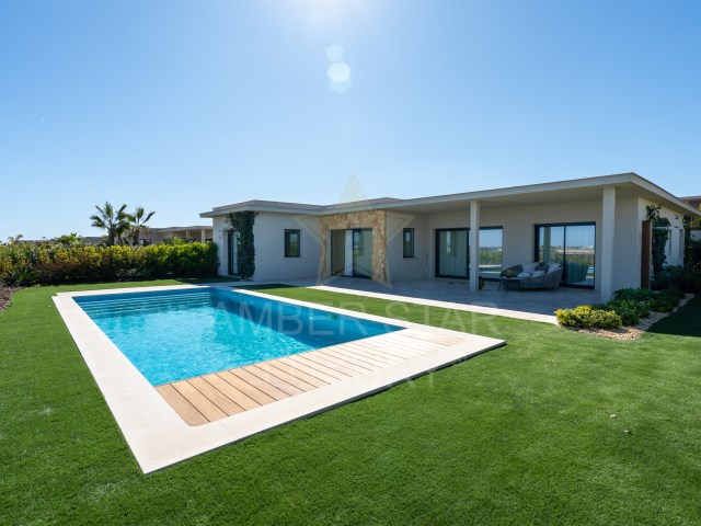 Вилла в Фару, Португалия, 454.8 м² - фото 1