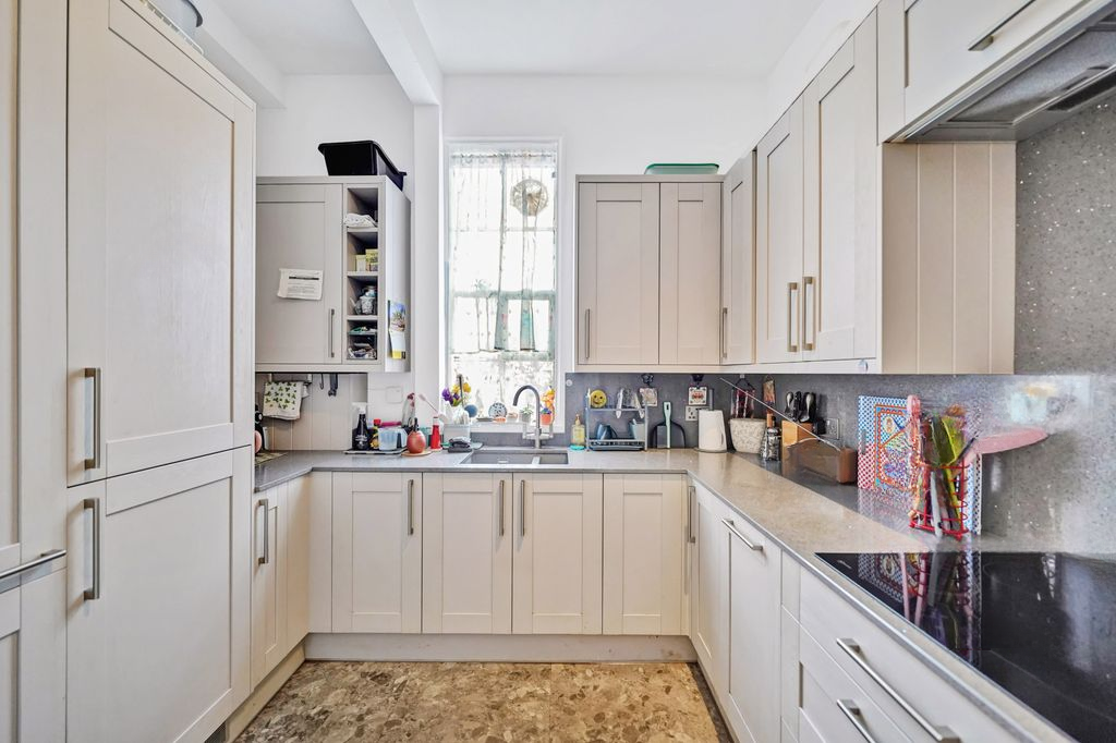 Квартира в Лондоне, Великобритания, 50 м² - фото 1