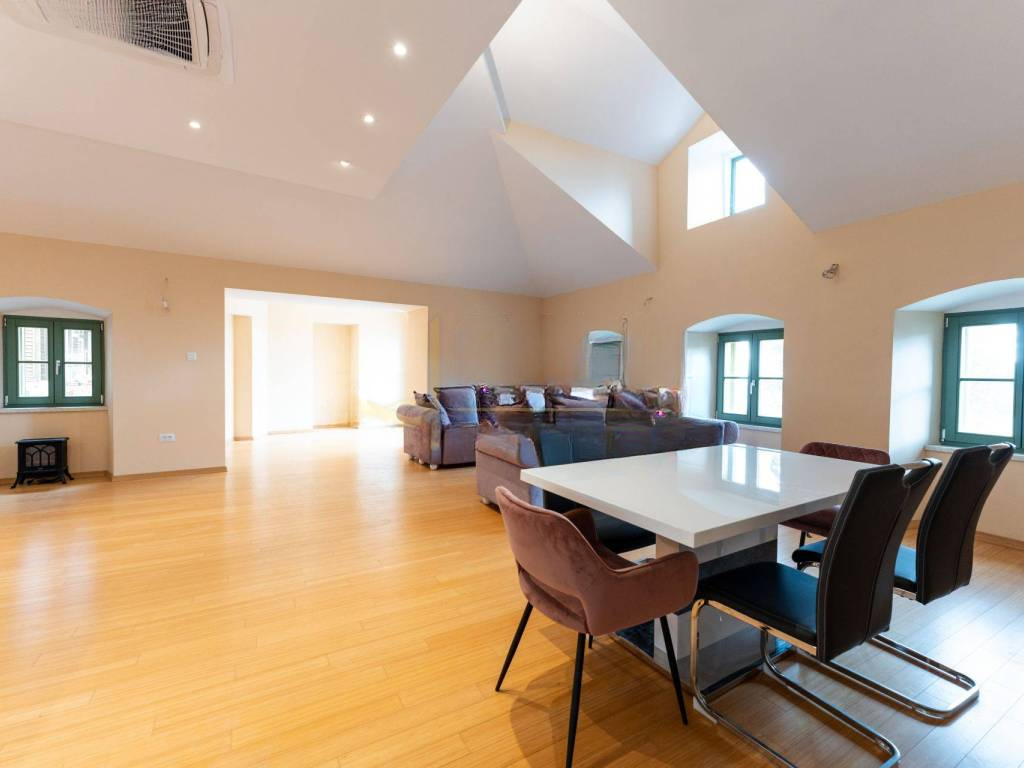 Квартира в Опатии, Хорватия, 135 м² - фото 1