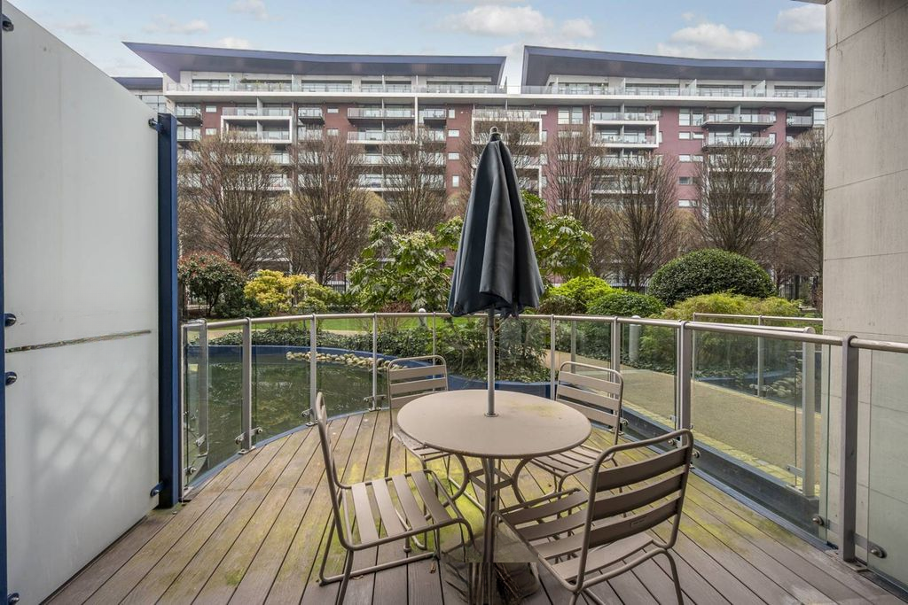 Квартира в Лондоне, Великобритания, 34 м² - фото 1