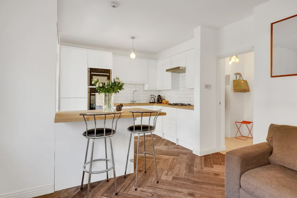 Квартира в Лондоне, Великобритания, 65 м² - фото 1