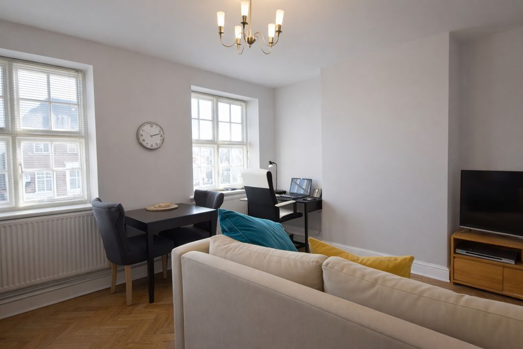 Квартира в Лондоне, Великобритания, 42 м² - фото 1