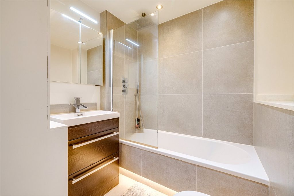 Квартира в Лондоне, Великобритания, 34 м² - фото 1