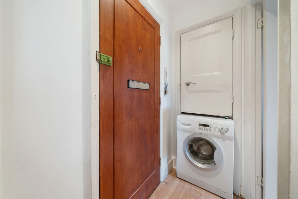 Квартира в Лондоне, Великобритания, 24 м² - фото 1